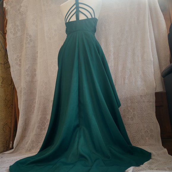 Emerald Green High Low Halter Style Semi Formal Evening Gown Prom Dress - Picture 8 of 14